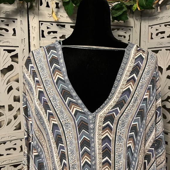 WISHLIST APPAREL SWEET TONES BLUE & TAN DESIGN ANGEL WING WRAP SHAWL KIMONO - Picture 4 of 8